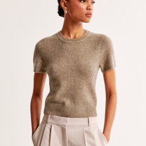 NWT Abercrombie Crew Sweater Tee